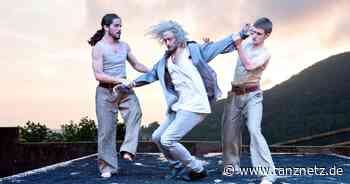 „Warten auf die Barbaren“ Iván Pérez Heidelberg - Tanznetz.de - Das Tanzportal im Internet