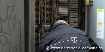 Verteilerkasten zerstört: 70 Anschlüsse in Herten-Süd tagelang ohne Telefon und Internet - Hertener Allgemeine