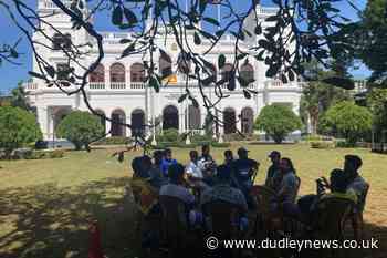 Sri Lankan troops barricade Parliament against protesters - Dudley News