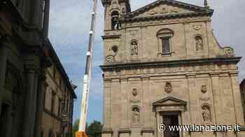 La croce torna al suo posto L’opera messa in sicurezza - LA NAZIONE