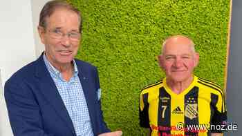 Mit 70 Jahren noch topfit: So hat es Hannes Krawczyk aus Bockholte in den Fußball-WM-Kader geschafft - NOZ