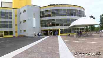 OSPEDALE DI SASSUOLO, RIEMPIE DI BOTTE LA FIDANZATA: 30ENNE IN MANETTE - Tvqui