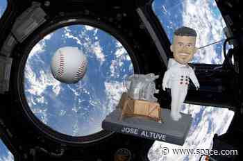 Houston Astros to celebrate Apollo 11 with moon lander bobblehead