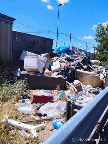 Campo rom tra Arzano e Secondigliano, situazione esplosiva - Edizione Napoli