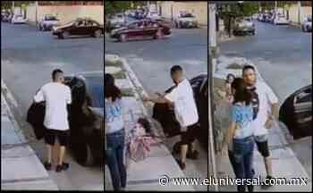 Fiscalía investiga agresión a niña en Monterrey; sujeto la jalonea y avienta al suelo - El Universal