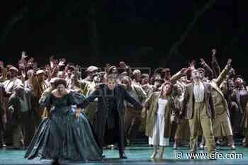 El Real y su coro "vuelan" en un histórico cierre de temporada con "Nabucco" - Agencia EFE