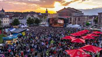 Der Franke als Brasilianer: Bilanz des Samba-Festivals Coburg - br.de