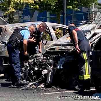 CHASSENEUIL- DU-POITOU Trois voitures détruites par un incendie - Centre Presse