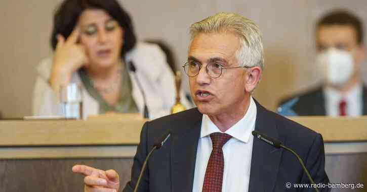 Stadtverordnete für Abwahl von Feldmann – OB dagegen