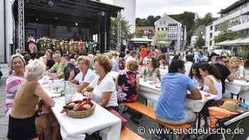 Nacht der langen Tafel: Starnbergs schönste Party - Starnberg - SZ.de - Süddeutsche Zeitung - SZ.de