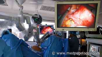 Removal of Uterus, Ovaries Poses Extra Cardiovascular Risk for Younger Women