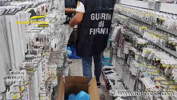 Pescara, Gdf sequestra 50mila pezzi bigiotteria contraffatta Agenzia di stampa Italpress - Italpress