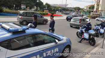 Crotone, controlli straordinari delle Volanti: due denunce e sequestro di cocaina - Gazzetta del Sud - Edizione Catanzaro, Crotone, Vibo