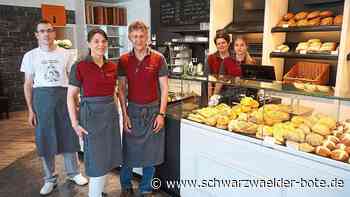 Anzeige: Bäckerei Eberhardt  mit Bistro, Café und Konditorei in Langenbrand  neu eröffnet