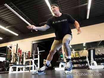 Saskatoon hockey trainer unveils skate blade for off-ice training