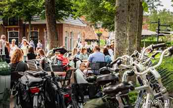 Inwoners Nes op Ameland verfoeien drukte. 'Het dorp begint vol te geraken' - Dagblad van het Noorden
