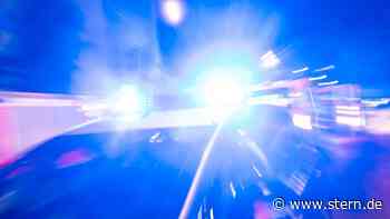 Bad Bentheim: Motorradfahrer überschlägt sich mehrmals - STERN.de