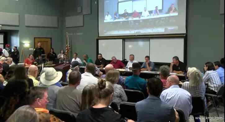 Valencia County residents voice concerns over oil ordinance