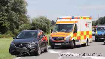 Rosenheimer Biker kommt von Fahrbahn ab – und kracht gegen Opel von Schnaitseerin