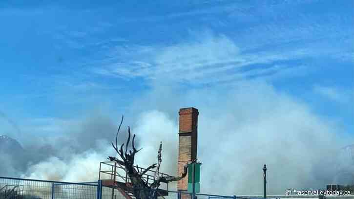 BC Wildfire Service responds to blaze near fire-ravaged Lytton