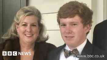 Alex Murdaugh: High-profile lawyer charged with murder of wife and son