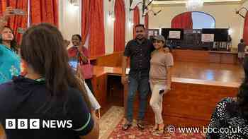 Inside the presidential palace now full of Sri Lankans