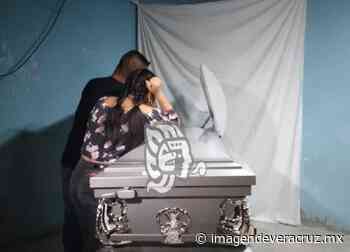 Llegan a Misantla los cuerpos de dos migrantes muertos en tráiler de Texas(+video) - Imagen de Veracruz