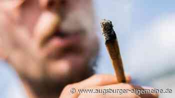 Kiffen im Freibad: 25-Jähriger flüchtet vor Donaubad-Bademeister