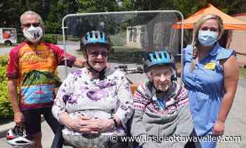 Carleton Place seniors enjoying their community through free bike rides - Ottawa Valley News