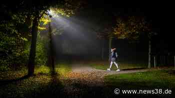 Braunschweig: Frau entdeckt schwarzes Kreuz – Grund ist übel - News38