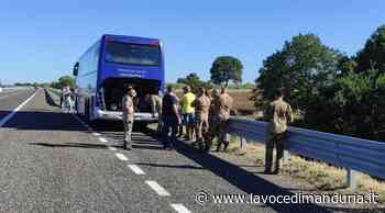 Pullman in panne sull'autostrada, odissea per pendolari manduriani - La Voce di Manduria