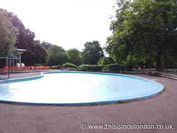 Hornsey paddling pool left empty due to 'plumbing issue'