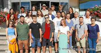 Dix-huit jeunes de La Roche-sur-Foron en visite à Saint-Renan - Le Télégramme