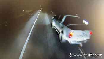 Logging truck dash cam catches 'near miss' between overtaking ute and oncoming van - Stuff