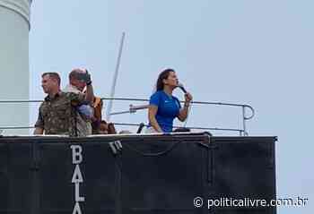 Ex-vereadora Lorena Brandão chega ao Farol da Barra ao lado de Roma e Bolsonaro e reacende possibilidade de ser vice na chapa - Política Livre