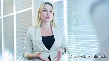 „Putin ist ein Mörder“: Russische Journalistin Owsjannikowa protestiert erneut gegen Ukraine-Krieg