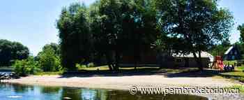 Cobden Beach closed for swimming after blue-green algae confirmed on Muskrat Lake - PembrokeToday.ca