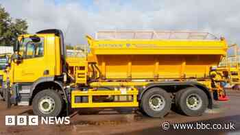 Heatwave: Gritters mobilised to stop the roads from melting