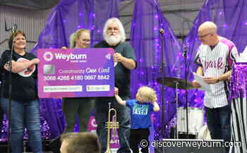 Weyburn Humane Society receives $10,000 grant - DiscoverWeyburn.com - Local news, Weather, Sports, Free Classifieds and Job Listings for the Weyburn, Saskatchewan - DiscoverWeyburn.com