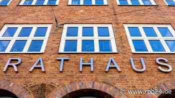 Enschuldungshilfe vom Land: Cottbus hat jetzt 20 Millionen Euro Schulden weniger - rbb24