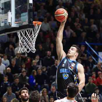 L'ala-pivot Giulio Gazzotti è della Pallacanestro Forlì 2.015 « 4live.it - 4live.it