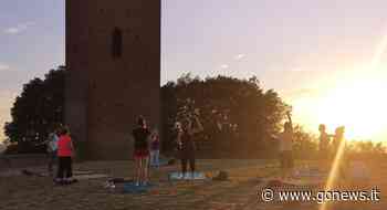 Yoga sul prato della Rocca di San Miniato - gonews