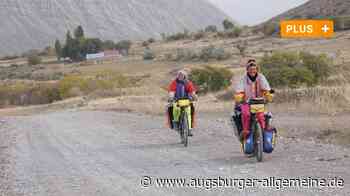 Kamelmilch und Karaoke: Zwei Schwestern radeln 15.000 Kilometer durch die Welt