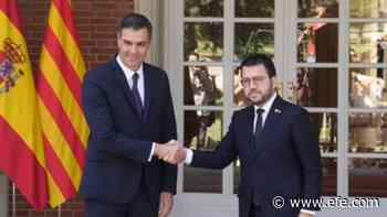 Sánchez y Aragonés desbloquean la mesa de diálogo y la convocan para este mes - Agencia EFE
