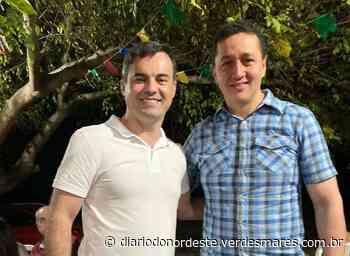 Cortejado por Camilo, prefeito de Juazeiro do Norte anuncia apoio a Capitão Wagner - PontoPoder - Diário do Nordeste