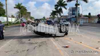 Impresionante volcadura en el Tepic-Xalisco - Meridiano.mx