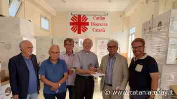 L’Associazione Ex Alunni del Leonardo da Vinci dona mille euro alla Caritas - CataniaToday