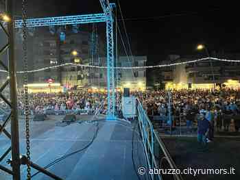 Festa di compleanno di Alba Adriatica: il lungomare "balla" con la musica anni '80 - Abruzzo Cityrumors