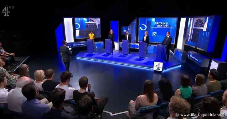 Regno Unito, prima sfida in tv per i 5 aspiranti alla poltrona di Boris Johnson. Imbarazzo alla domanda sull’onestà del primo ministro