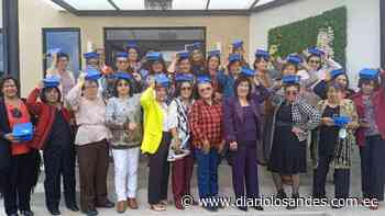 Emotivo reencuentro de Exalumnas del Colegio De Señoritas “Riobamba” - Diario Los Andes
